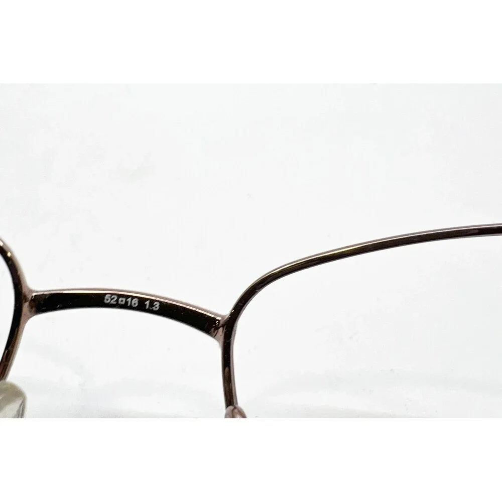Liz Claiborne please message
